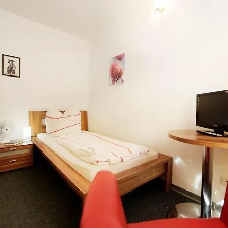 Hotell Goldener Hahn