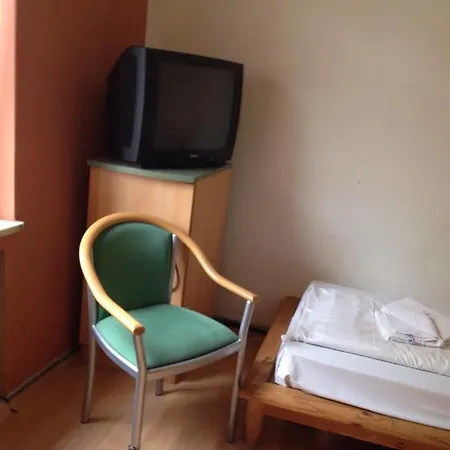 Goldener Hahn 2* Duisburg