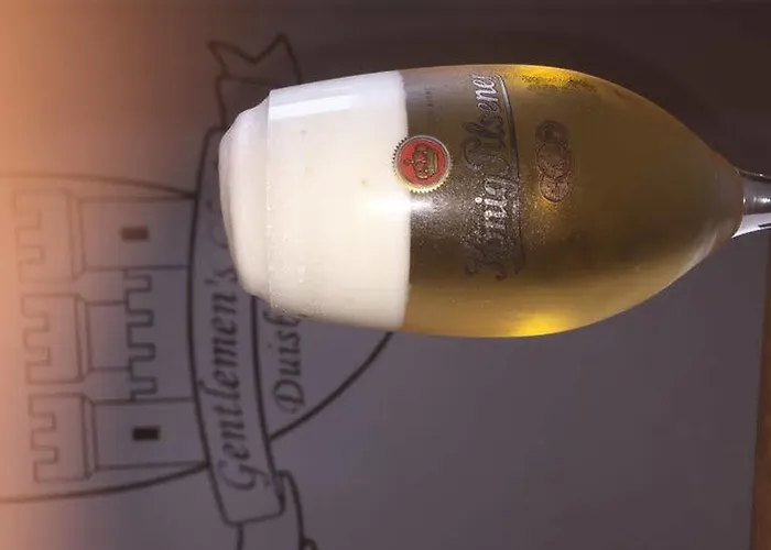 Goldener Hahn 2* Duisburg